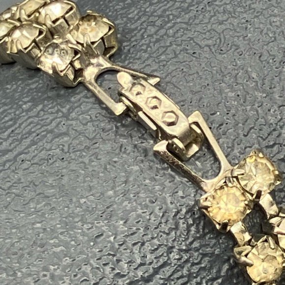 Vintage Rhinestone Diamond Bracelet 7 In Silver Double Row Snap Bling Glam Retro - Picture 5 of 9